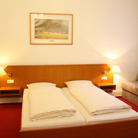 Alameda Hotel Hamburg Room photo