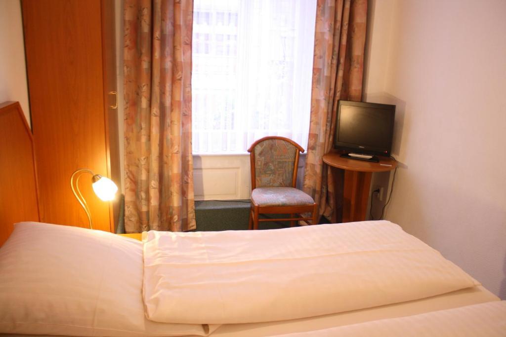 Alameda Hotel Hamburg Room photo